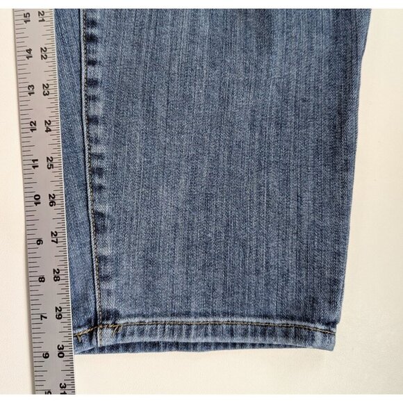 Torrid Boyfriend Premium Stretch Jeans 24R Medium Wash Cropped Distressed - Picture 11 of 12